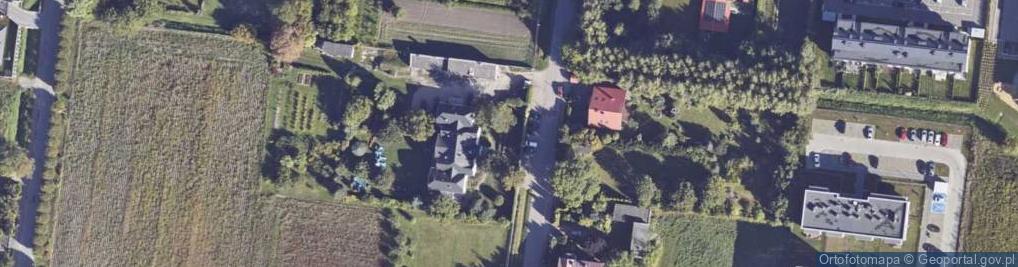 Zdjęcie satelitarne Kapliczka, Figura Świętych, Krzyż