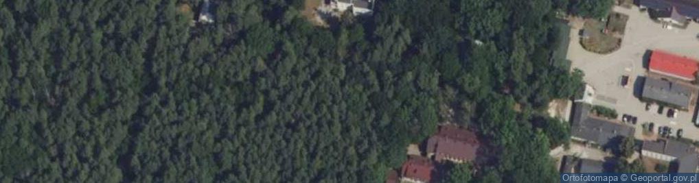 Zdjęcie satelitarne Kapliczka, Figura Świętych, Krzyż