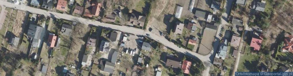 Zdjęcie satelitarne Kapliczka, Figura Świętych, Krzyż