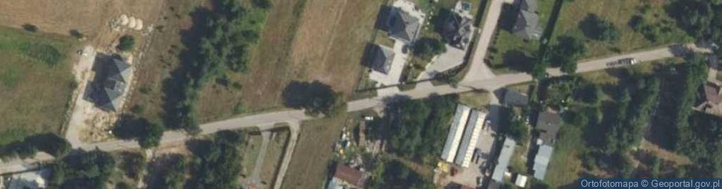 Zdjęcie satelitarne Kapliczka, Figura Świętych, Krzyż