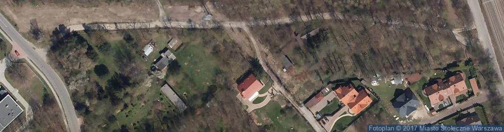 Zdjęcie satelitarne Kapliczka, Figura Świętych, Krzyż