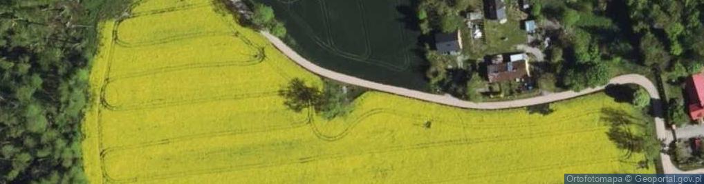 Zdjęcie satelitarne Kapliczka, Figura Świętych, Krzyż