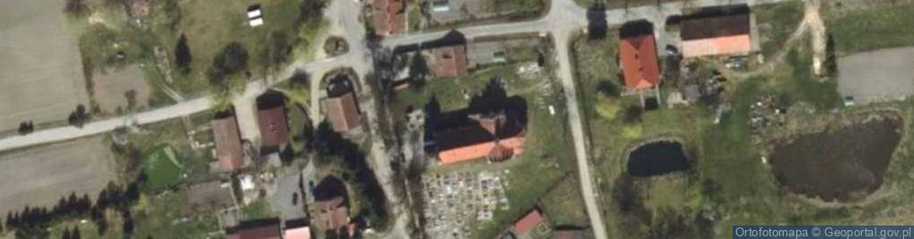 Zdjęcie satelitarne Kapliczka, Figura Świętych, Krzyż