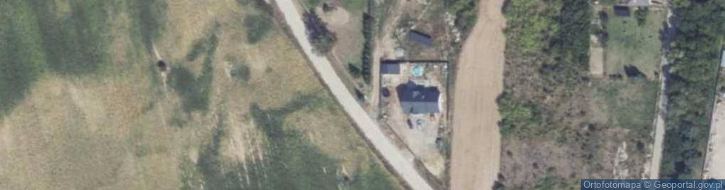 Zdjęcie satelitarne Kapliczka, Figura Świętych, Krzyż