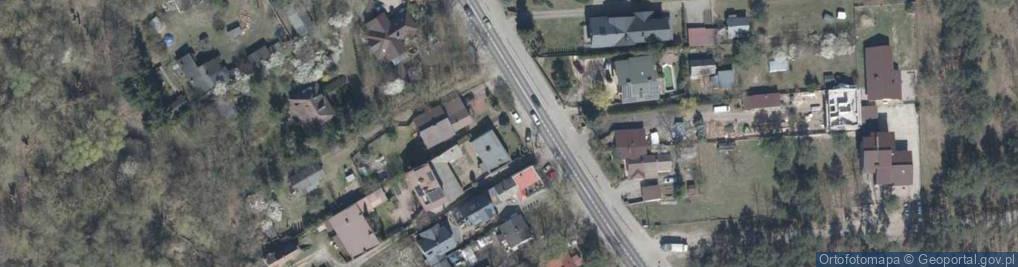 Zdjęcie satelitarne Kapliczka, Figura Świętych, Krzyż