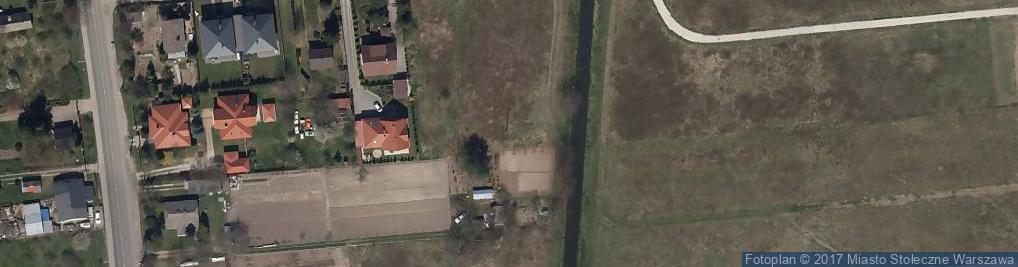 Zdjęcie satelitarne Kapliczka, Figura Świętych, Krzyż