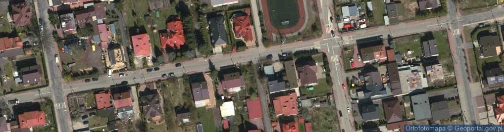 Zdjęcie satelitarne Kapliczka, Figura Świętych, Krzyż