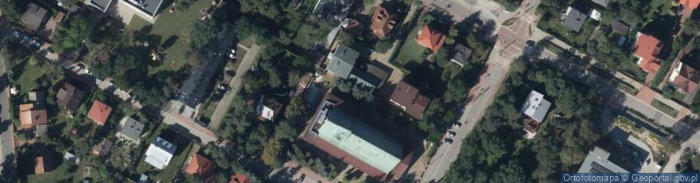 Zdjęcie satelitarne Kapliczka, Figura Świętych, Krzyż