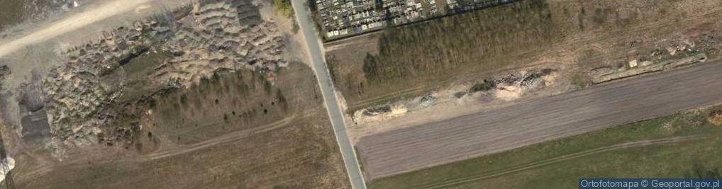 Zdjęcie satelitarne Kapliczka, Figura Świętych, Krzyż