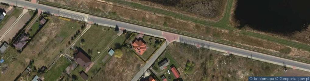 Zdjęcie satelitarne Kapliczka, Figura Świętych, Krzyż