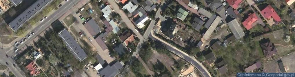 Zdjęcie satelitarne Kapliczka, Figura Świętych, Krzyż