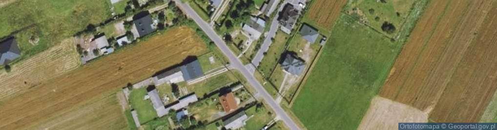 Zdjęcie satelitarne Kapliczka, Figura Świętych, Krzyż