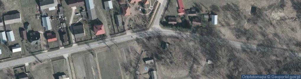 Zdjęcie satelitarne Kapliczka, Figura Świętych, Krzyż