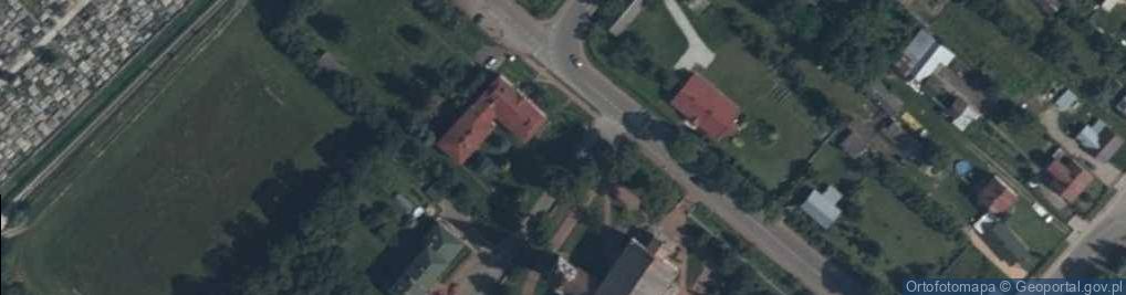 Zdjęcie satelitarne Kapliczka, Figura Świętych, Krzyż