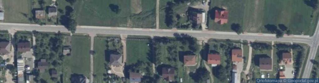 Zdjęcie satelitarne Kapliczka, Figura Świętych, Krzyż