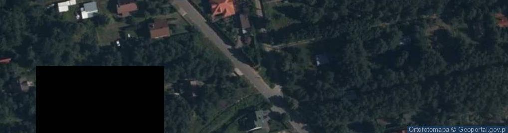 Zdjęcie satelitarne Kapliczka, Figura Świętych, Krzyż