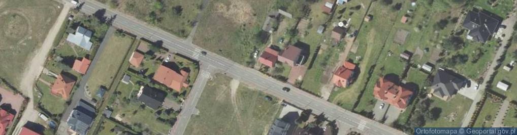 Zdjęcie satelitarne Kapliczka, Figura Świętych, Krzyż
