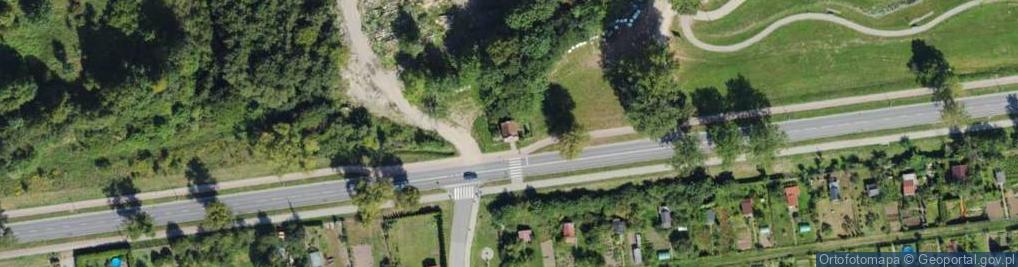 Zdjęcie satelitarne Kapliczka, Figura Świętych, Krzyż