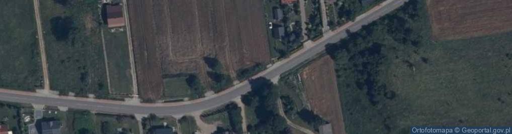 Zdjęcie satelitarne Kapliczka, Figura Świętych, Krzyż