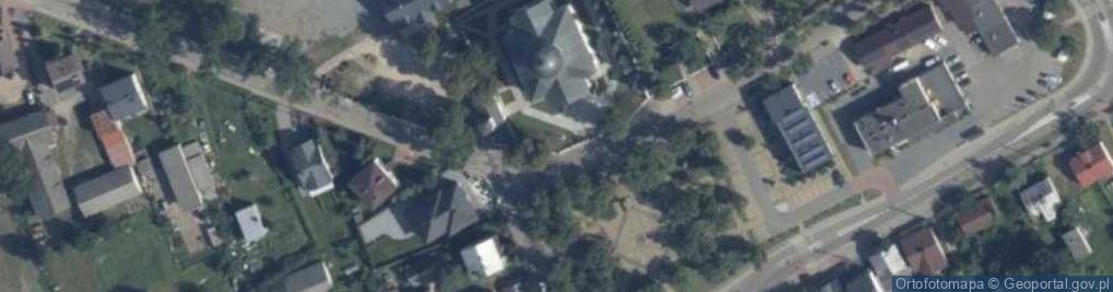 Zdjęcie satelitarne Kapliczka, Figura Świętych, Krzyż