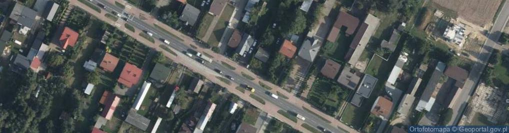 Zdjęcie satelitarne Kapliczka, Figura Świętych, Krzyż