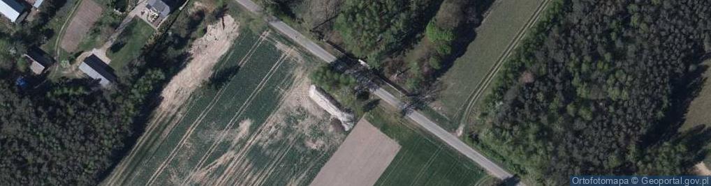 Zdjęcie satelitarne Kapliczka, Figura Świętych, Krzyż