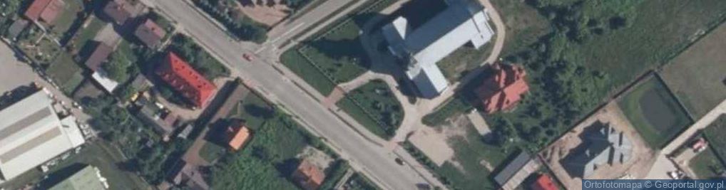 Zdjęcie satelitarne Kapliczka, Figura Świętych, Krzyż