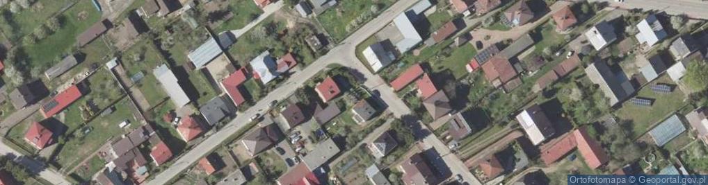 Zdjęcie satelitarne Kapliczka, Figura Świętych, Krzyż