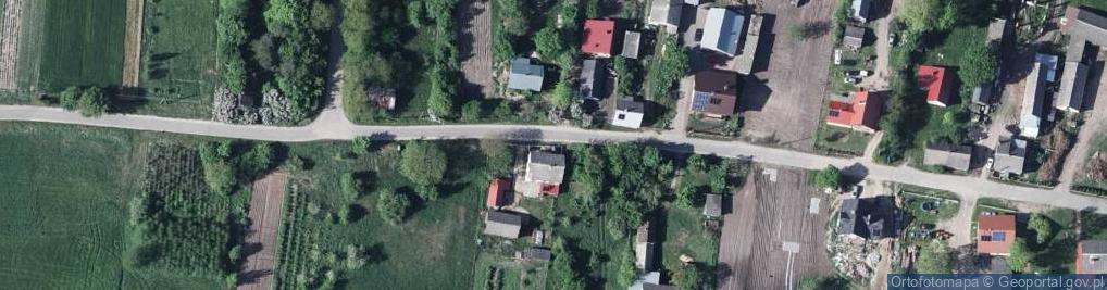 Zdjęcie satelitarne Kapliczka, Figura Świętych, Krzyż