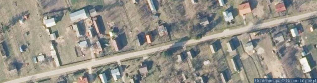 Zdjęcie satelitarne Kapliczka, Figura Świętych, Krzyż