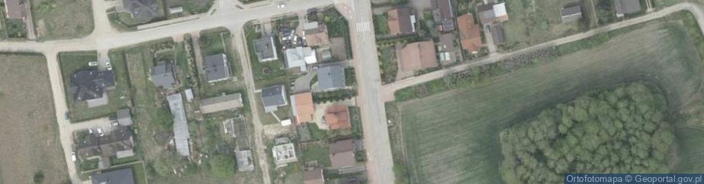 Zdjęcie satelitarne Kapliczka, Figura Świętych, Krzyż