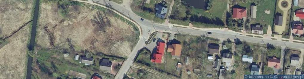 Zdjęcie satelitarne Kapliczka, Figura Świętych, Krzyż