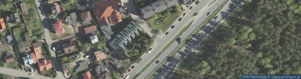 Zdjęcie satelitarne Kapliczka, Figura Świętych, Krzyż
