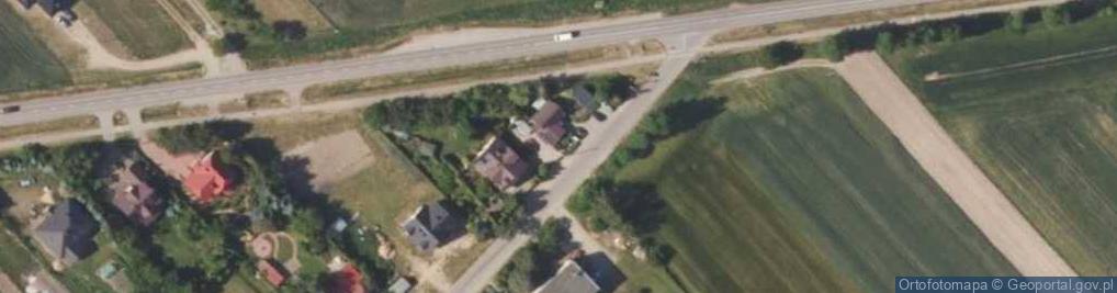 Zdjęcie satelitarne Kapliczka, Figura Świętych, Krzyż