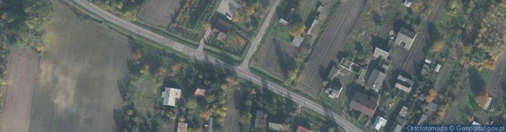 Zdjęcie satelitarne Kapliczka, Figura Świętych, Krzyż
