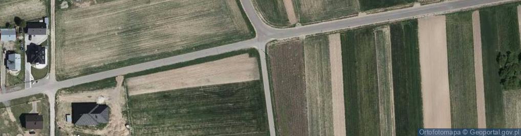 Zdjęcie satelitarne Kapliczka, Figura Świętych, Krzyż