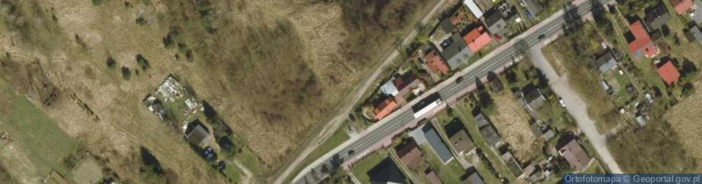 Zdjęcie satelitarne Kapliczka, Figura Świętych, Krzyż