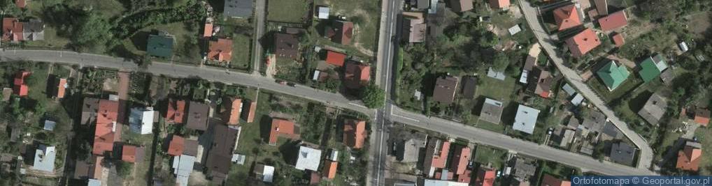Zdjęcie satelitarne Kapliczka, Figura Świętych, Krzyż