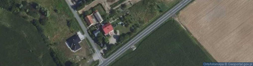 Zdjęcie satelitarne Kapliczka, Figura Świętych, Krzyż