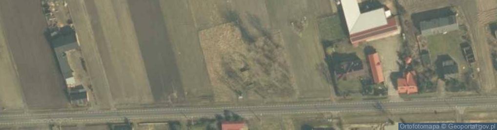 Zdjęcie satelitarne Kapliczka, Figura Świętych, Krzyż