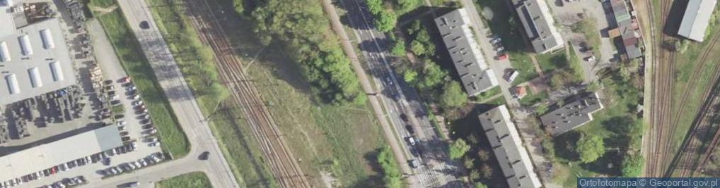 Zdjęcie satelitarne Kapliczka, Figura Świętych, Krzyż