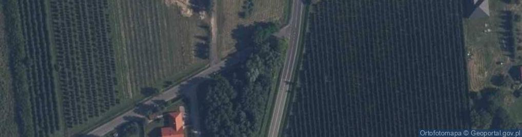Zdjęcie satelitarne Kapliczka, Figura Świętych, Krzyż