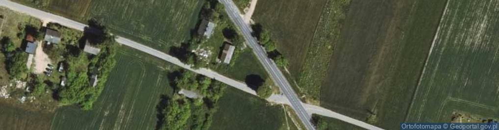Zdjęcie satelitarne Kapliczka, Figura Świętych, Krzyż
