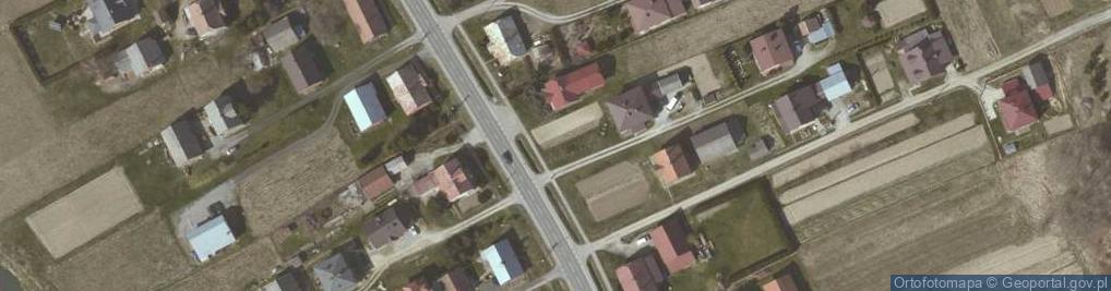 Zdjęcie satelitarne Kapliczka, Figura Świętych, Krzyż