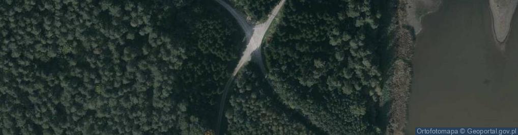 Zdjęcie satelitarne Kapliczka, Figura Świętych, Krzyż