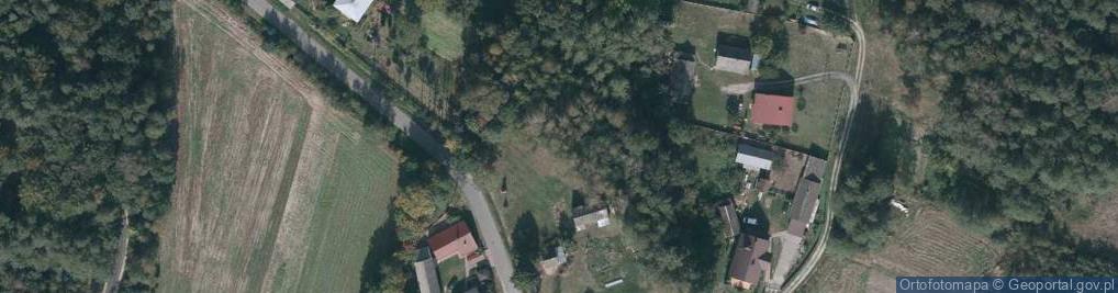 Zdjęcie satelitarne Kapliczka, Figura Świętych, Krzyż