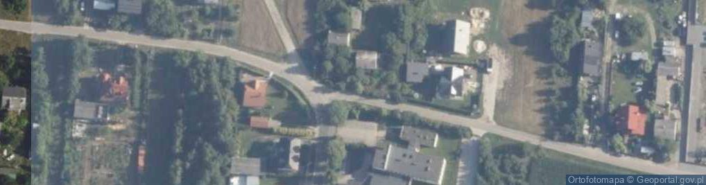 Zdjęcie satelitarne Kapliczka, Figura Świętych, Krzyż