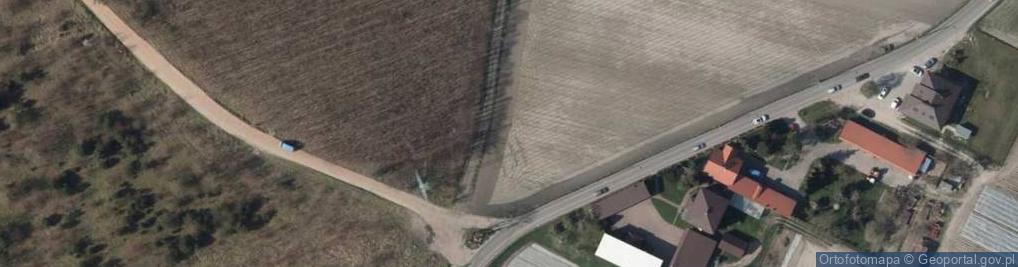 Zdjęcie satelitarne Kapliczka, Figura Świętych, Krzyż