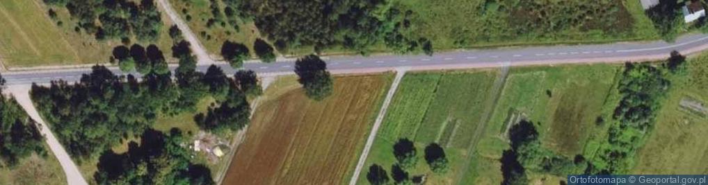 Zdjęcie satelitarne Kapliczka, Figura Świętych, Krzyż