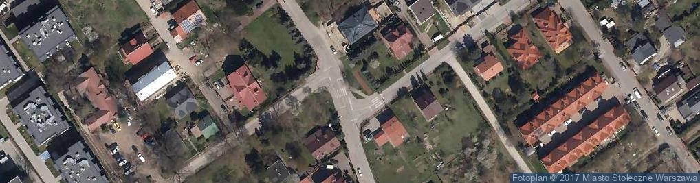 Zdjęcie satelitarne Kapliczka, Figura Świętych, Krzyż